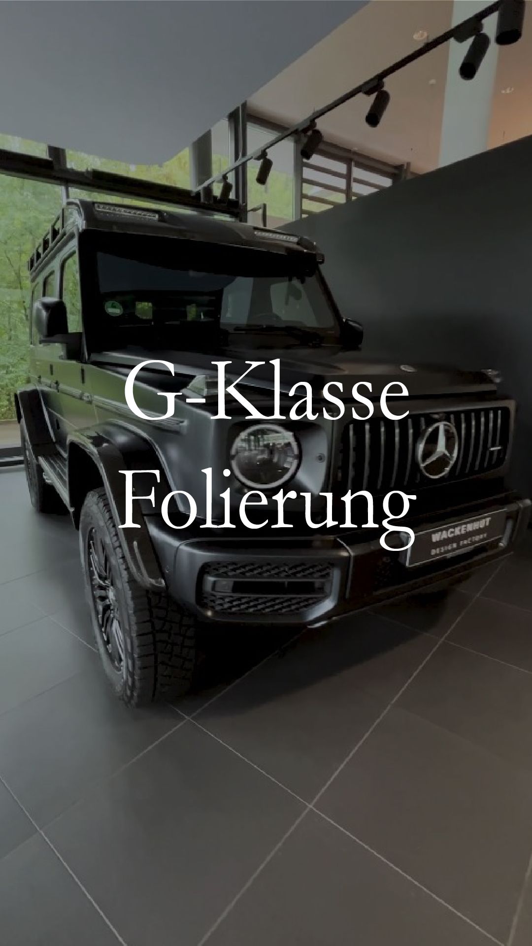 Eine G-Klasse im Showroom