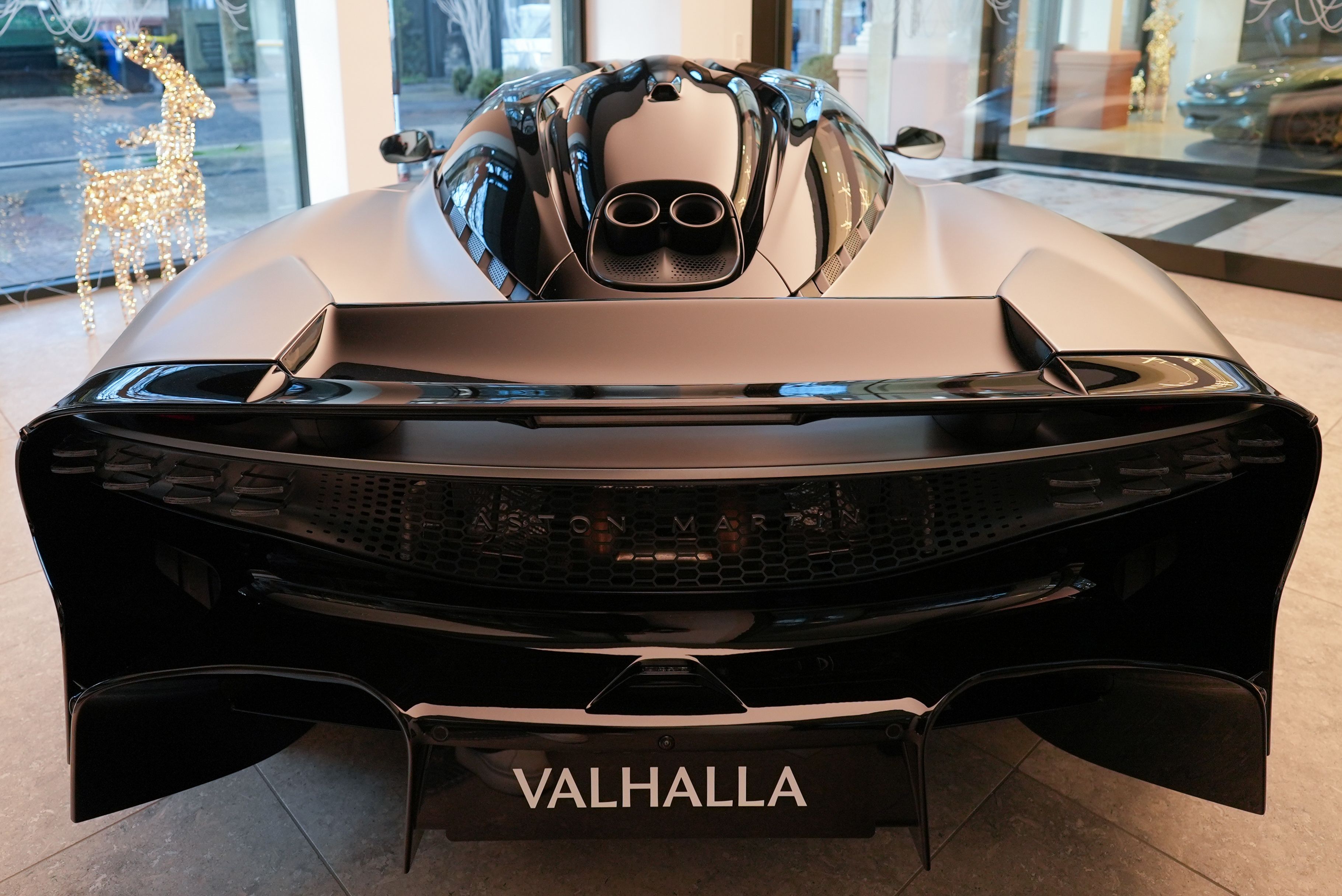 Valhalla Heckansicht.